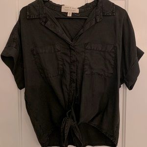 Charcoal cropped shirt with front tie